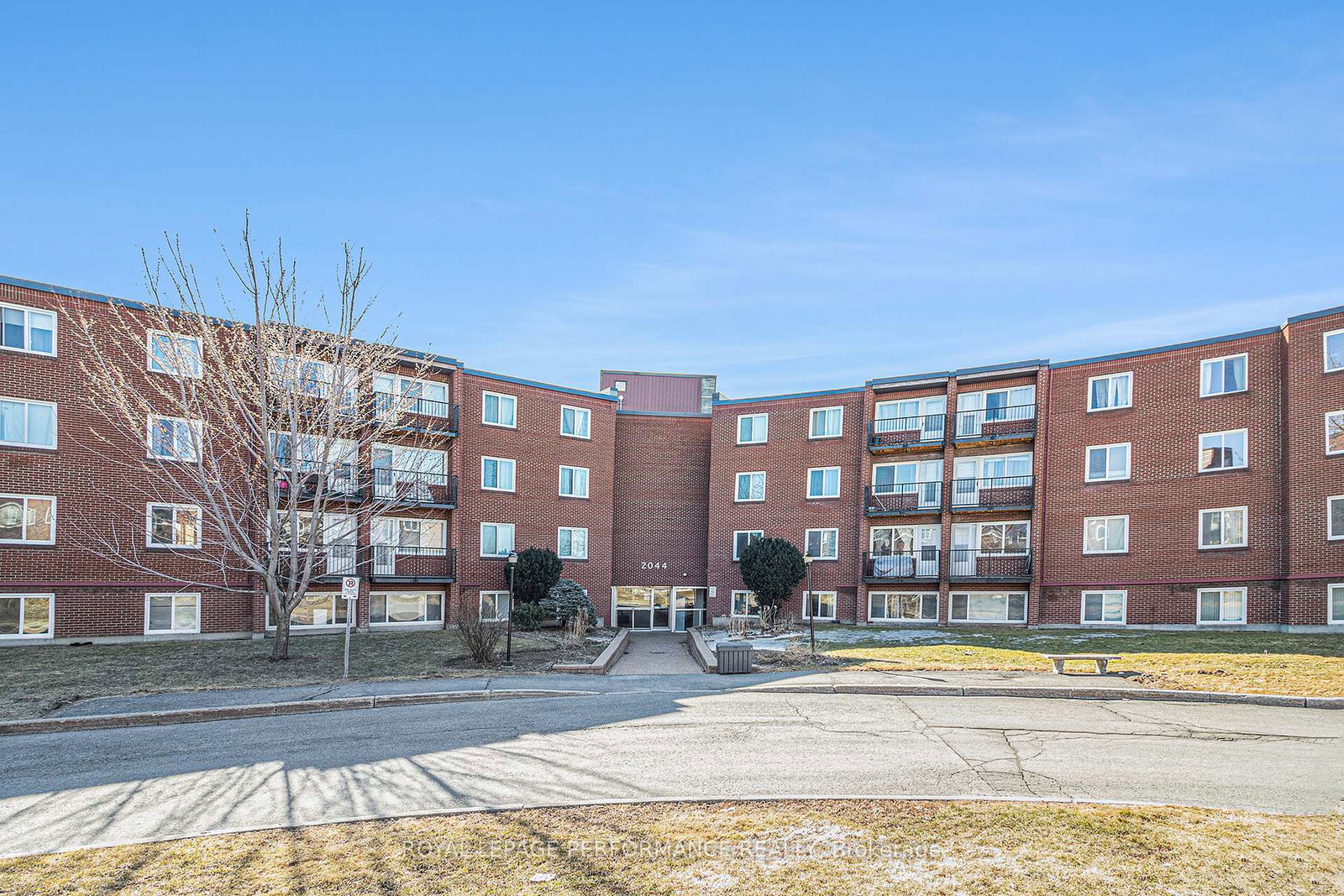 2044-arrowsmith-drive-ottawa-ontario-x12073974