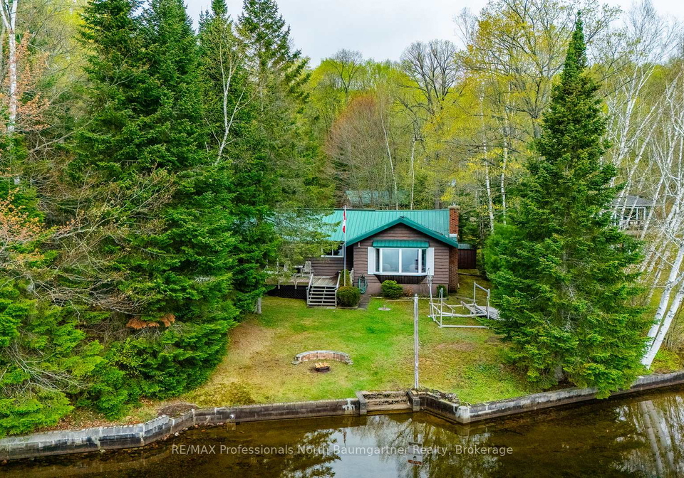 6258-haliburton-lake-road-dysart-et-al-ontario-x12074153