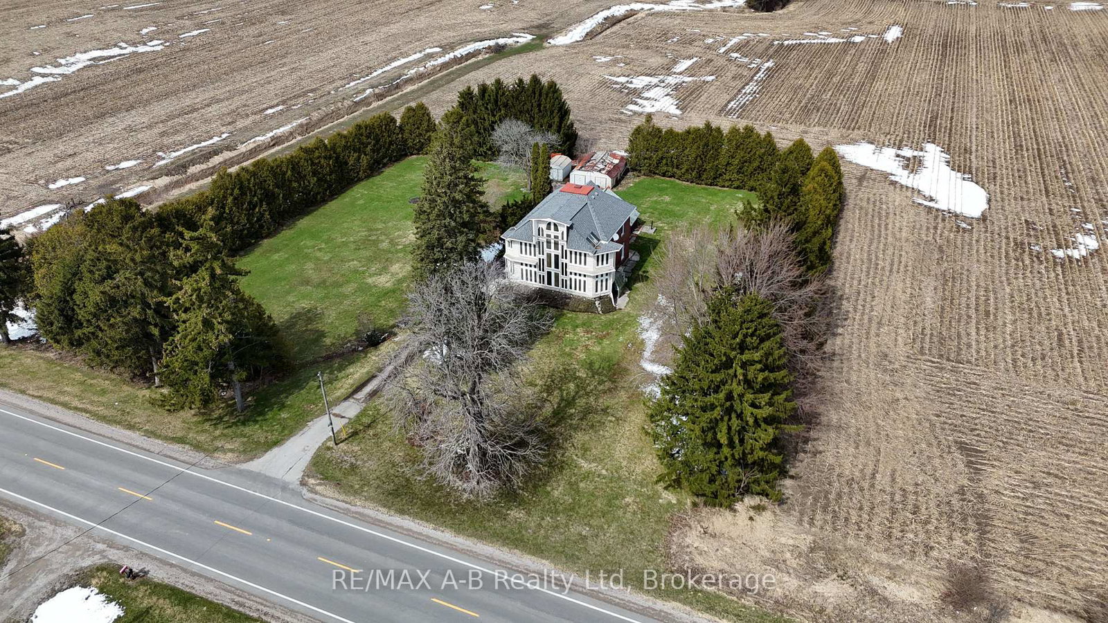 5380-perth-line-8-township-perth-south-ontario-x12074705