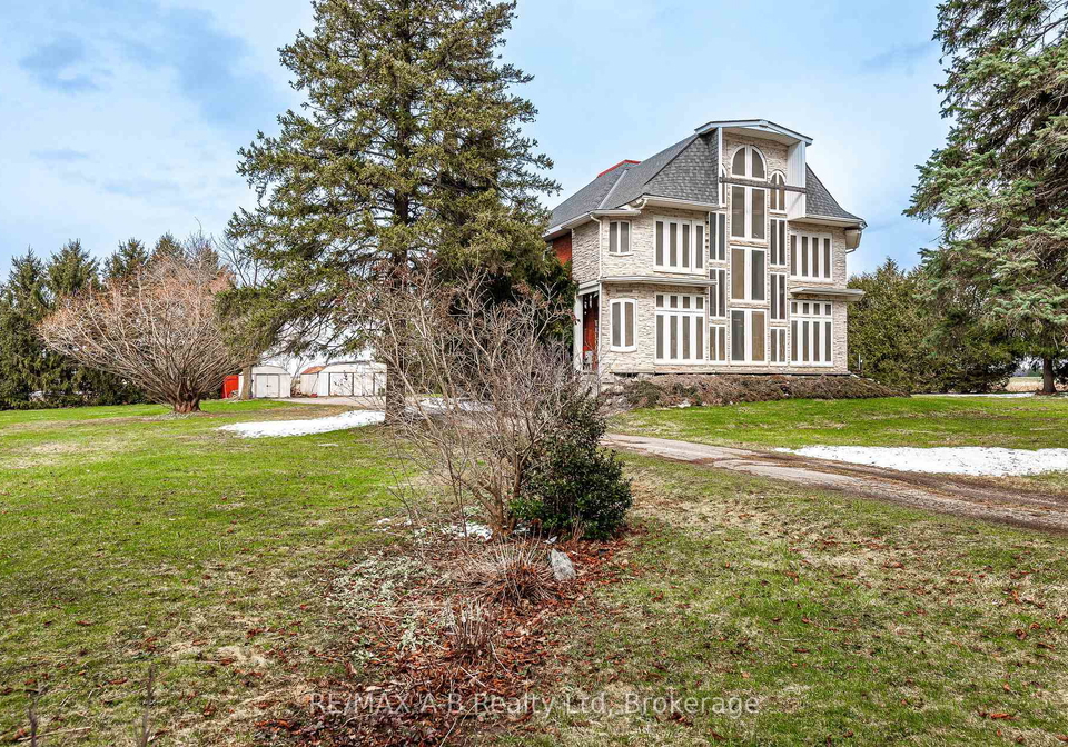 5380-perth-line-8-township-perth-south-ontario-x12074705