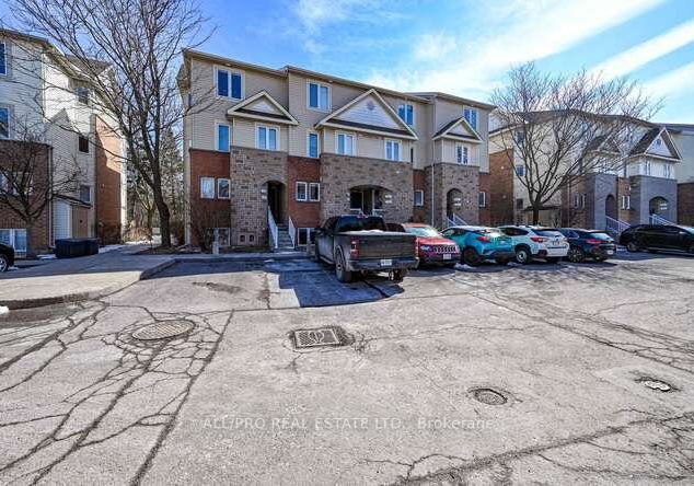 75-strathaven-private-ottawa-ontario-x12075175