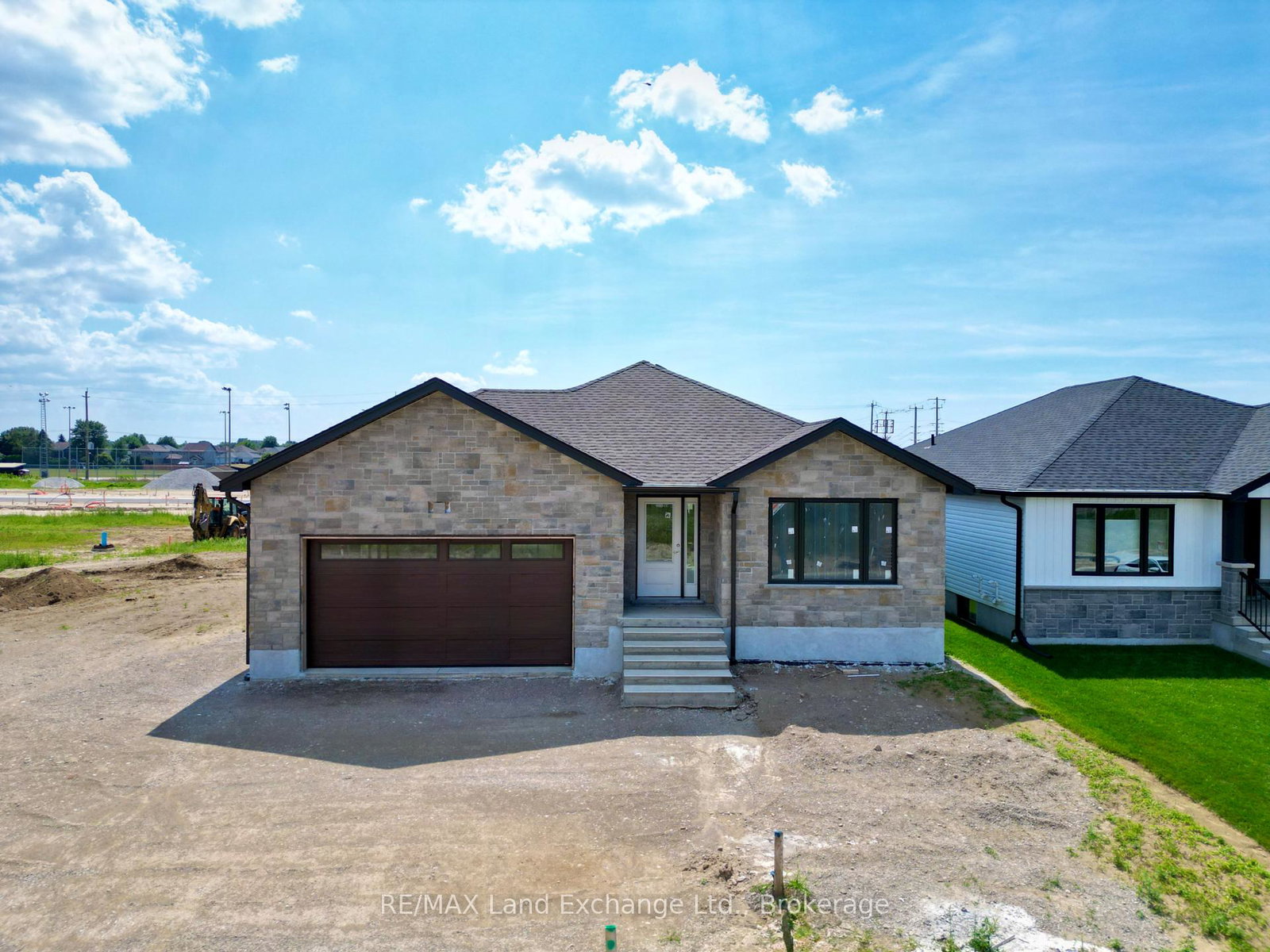 426-northport-drive-saugeen-shores-ontario-x12075577