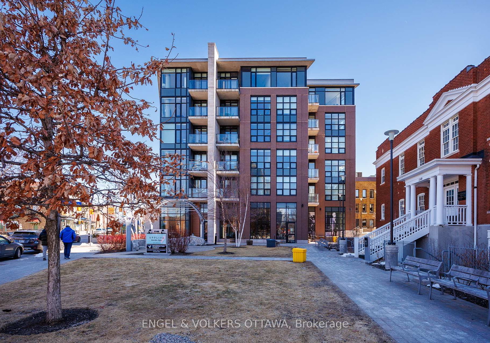 10-rosemount-avenue-ottawa-ontario-x12076038