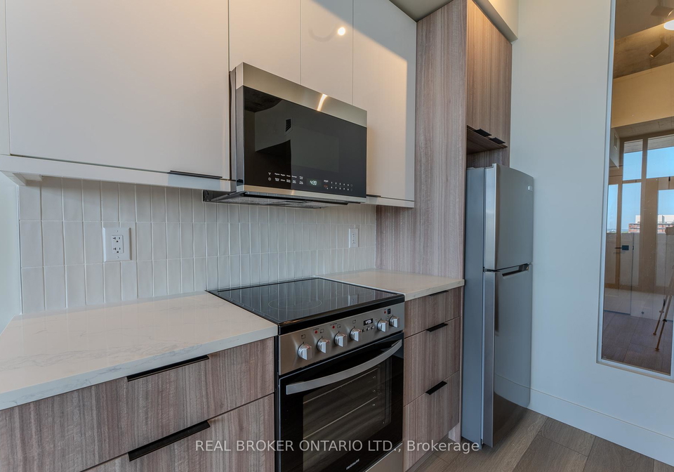 24-augusta-street-hamilton-ontario-x12077946