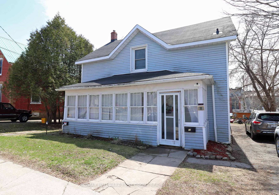 11-russell-street-w-smith-falls-ontario-x12078304