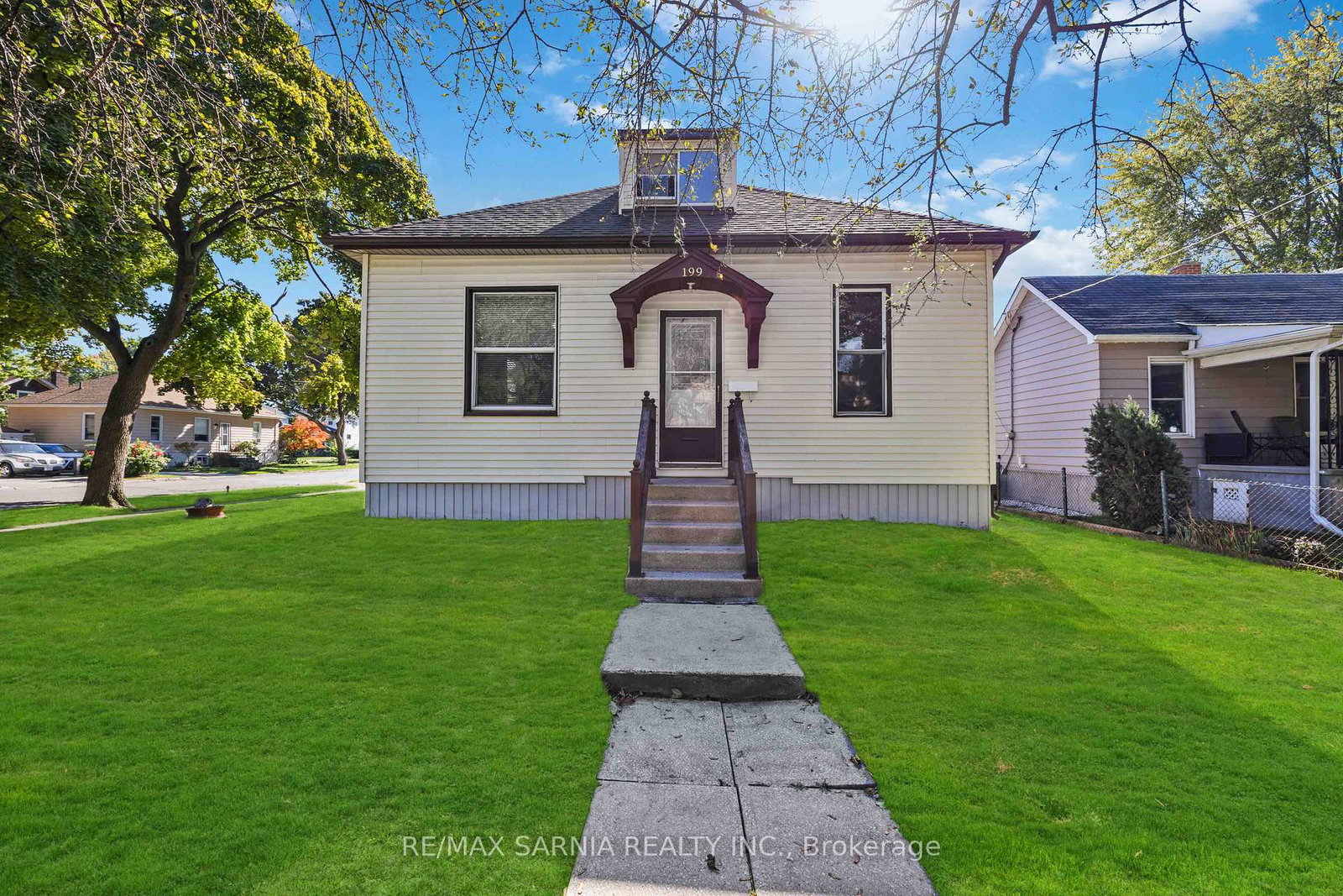 199-cobden-street-sarnia-ontario-x12080387