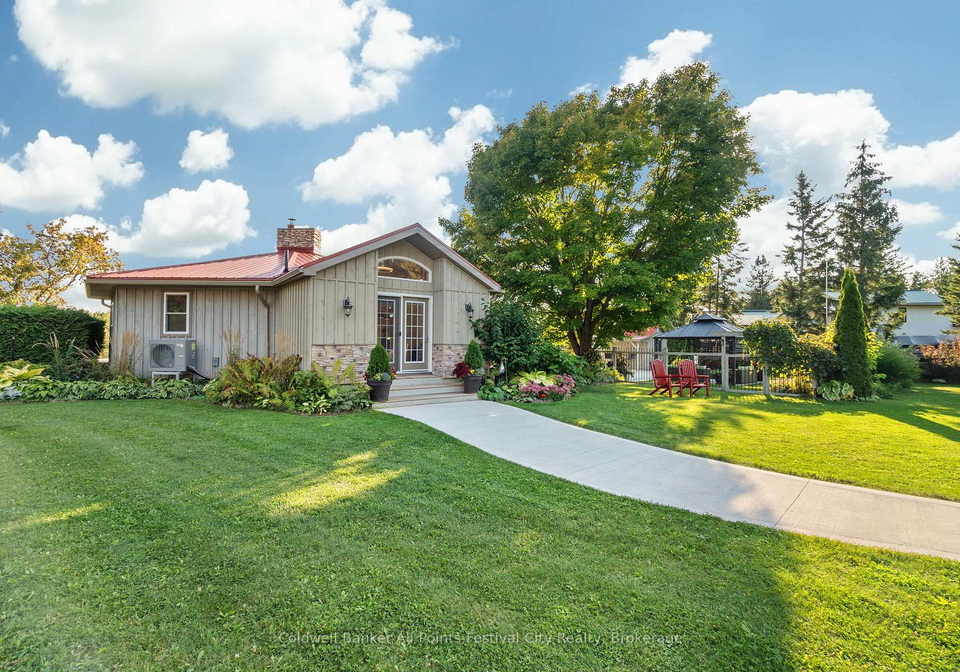 84763-street-ashfield-colborne-wawanosh-ontario-x12081576