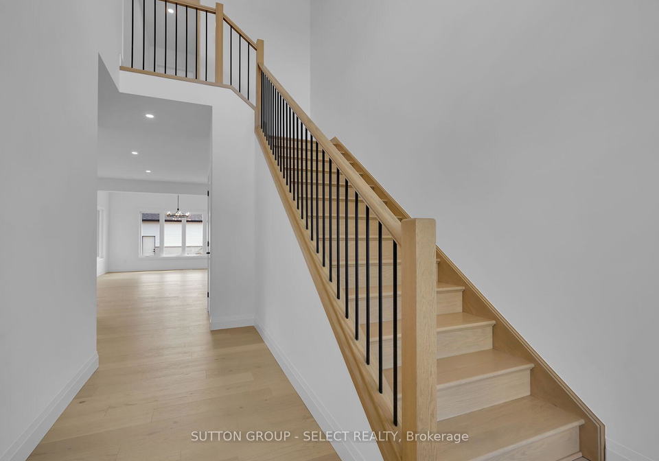 9-briscoe-crescent-strathroy-caradoc-ontario-x12082135