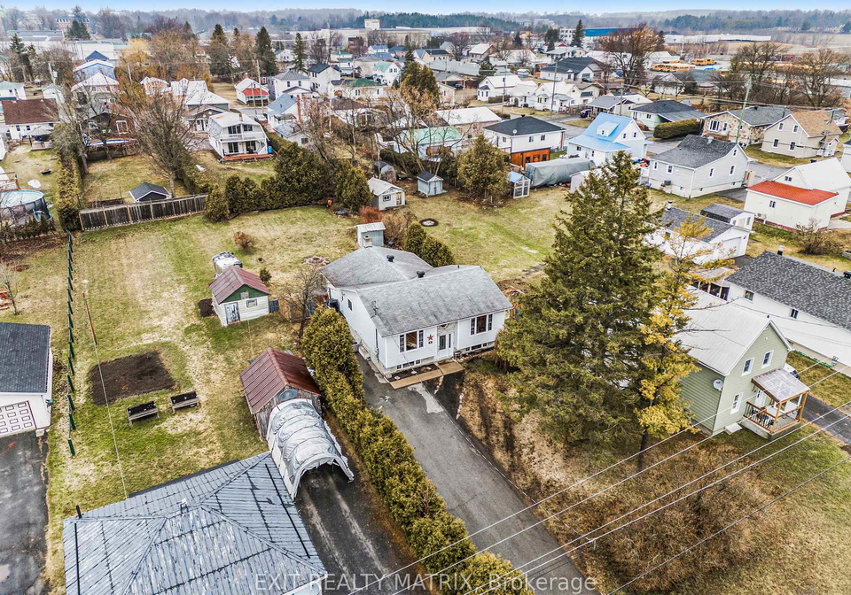 95-st-james-street-north-glengarry-ontario-x12082494
