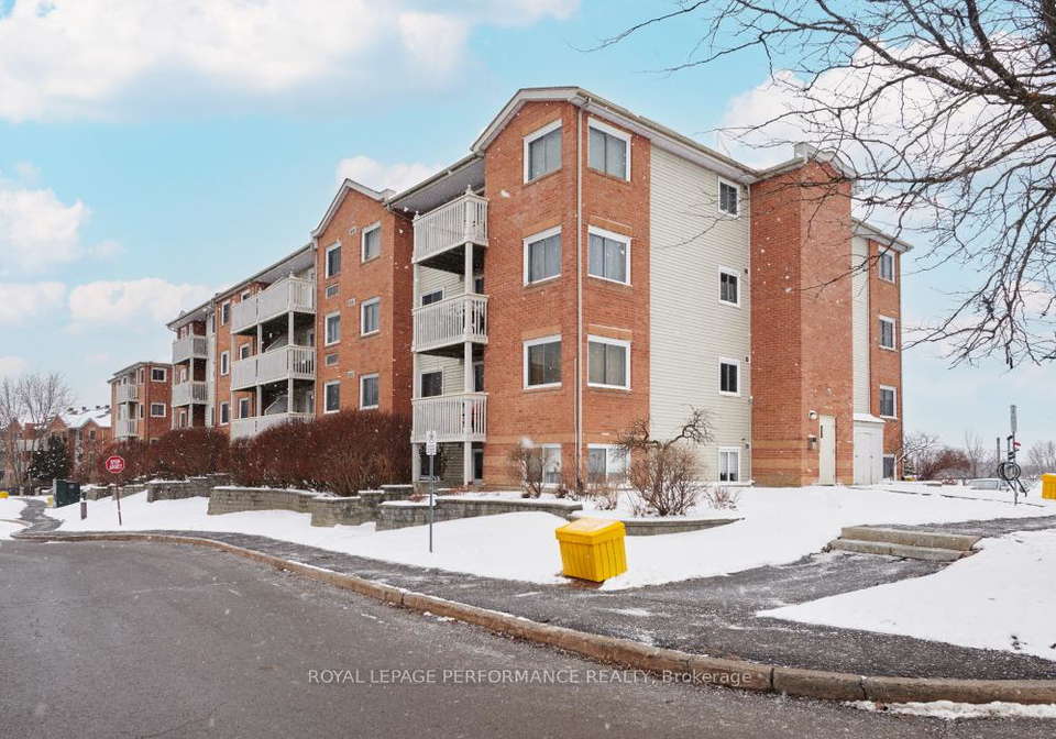 345-centrum-boulevard-w-ottawa-ontario-x12082622