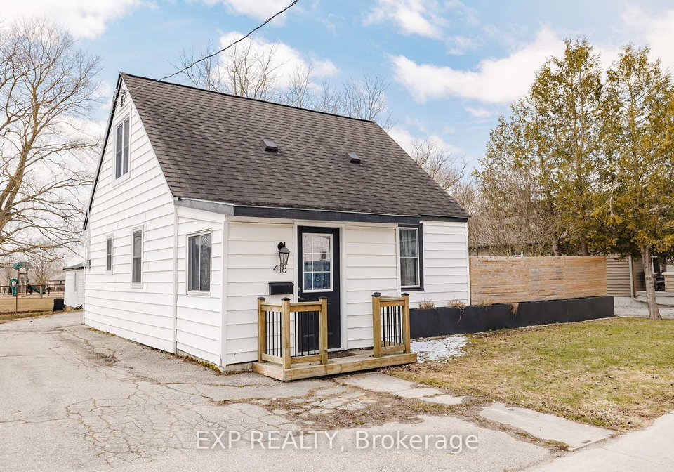 418-clayton-street-e-north-perth-ontario-x12083956