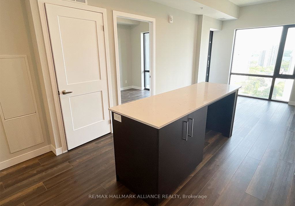 15-queen-street-s-hamilton-ontario-x12084354