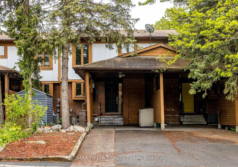 302-lafontaine-avenue-ottawa-ontario-x12084909
