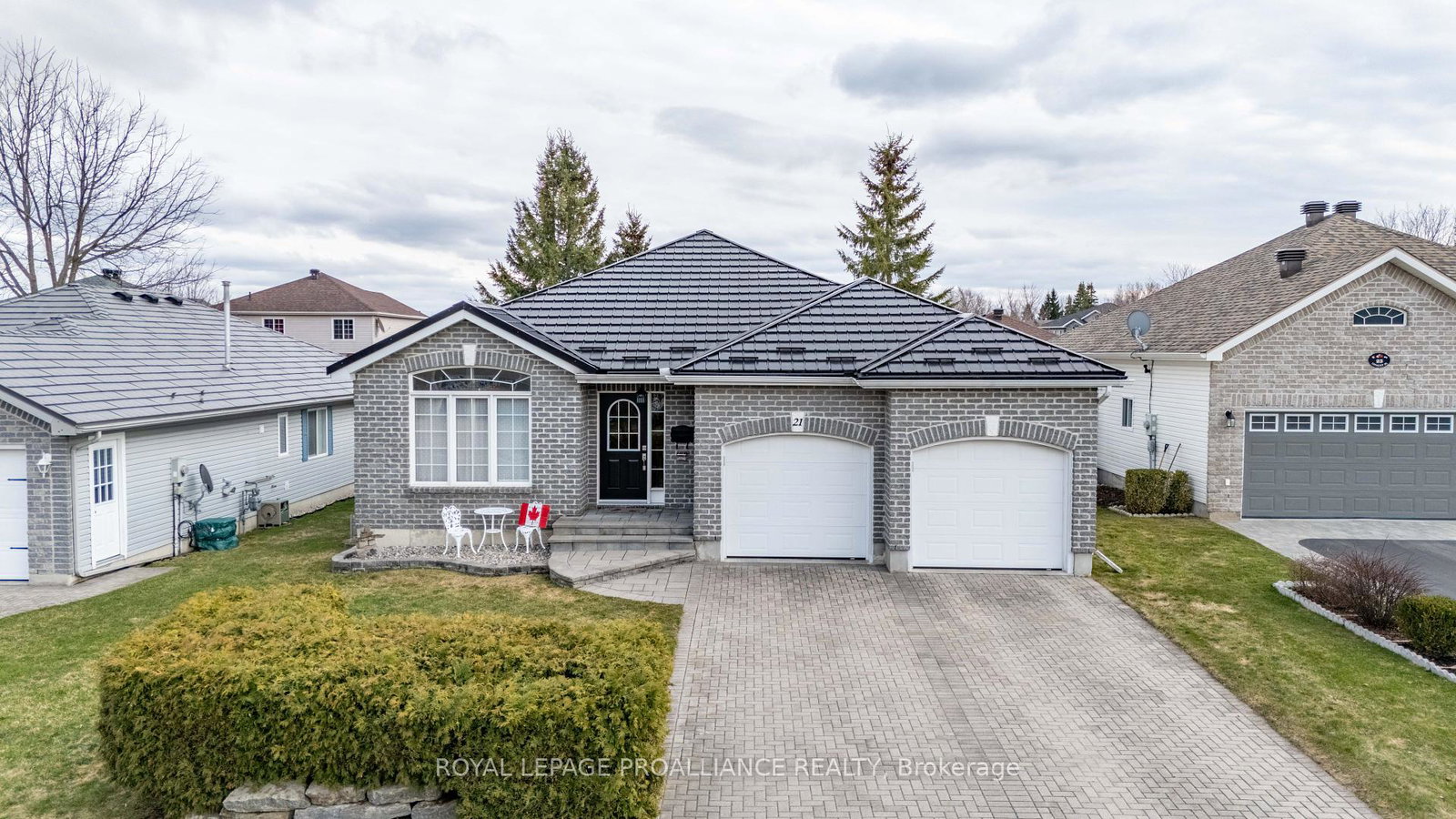 21-loyalist-place-brockville-ontario-x12085345