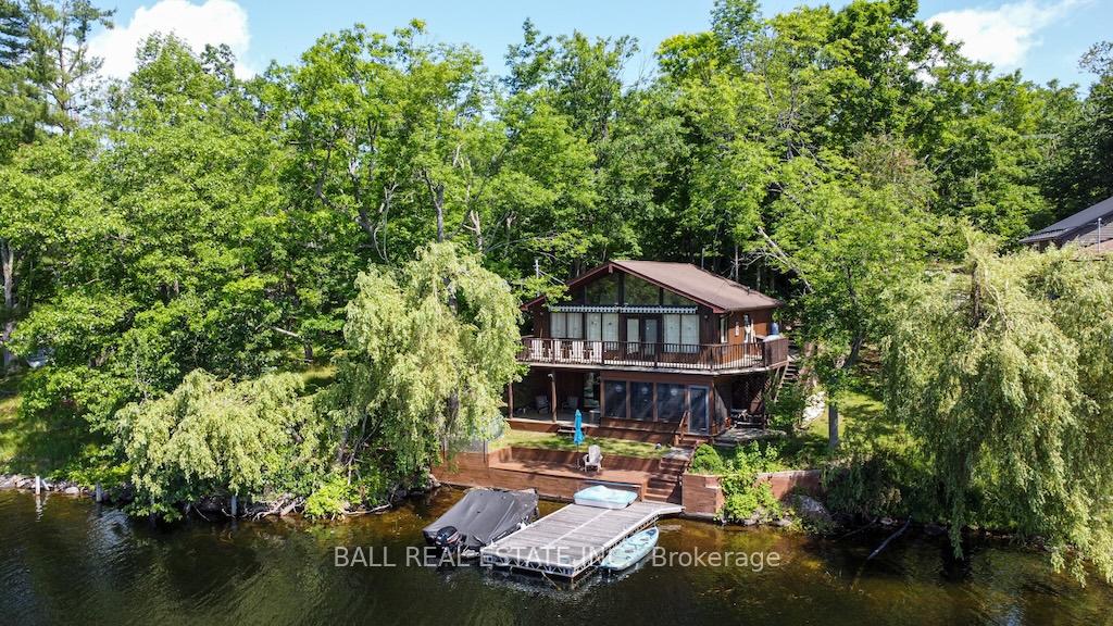 22-fire-route-11-north-kawartha-ontario-x12085649