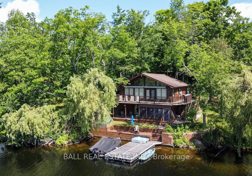 22-fire-route-11-north-kawartha-ontario-x12085649