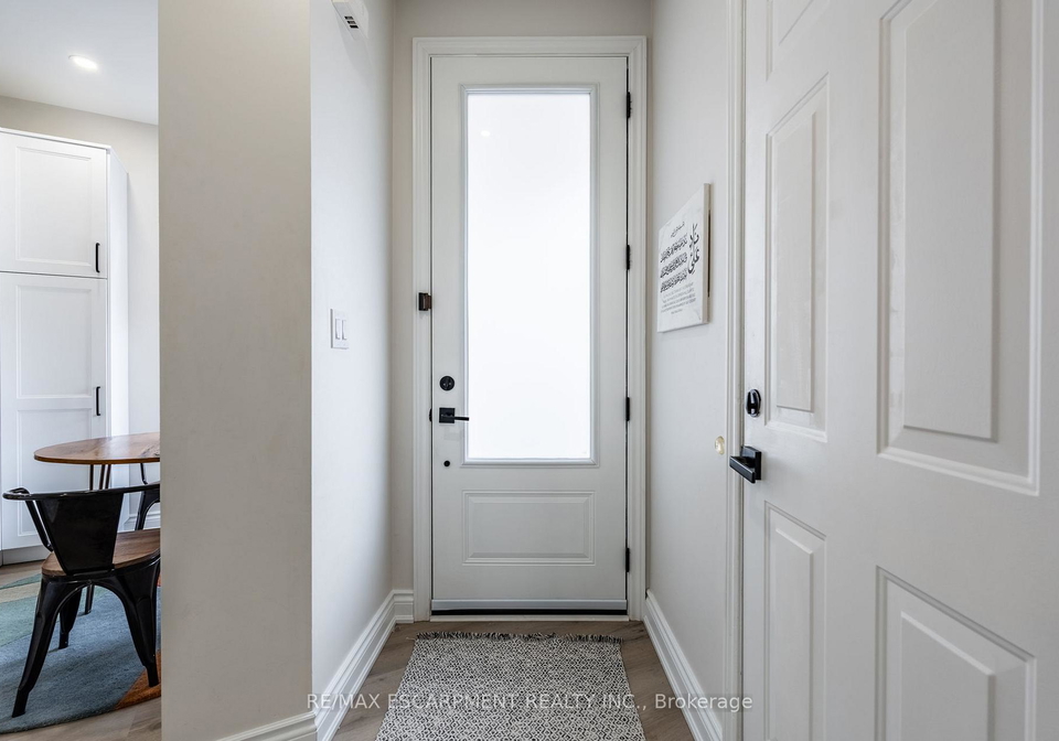 48-goldenview-court-hamilton-ontario-x12087434