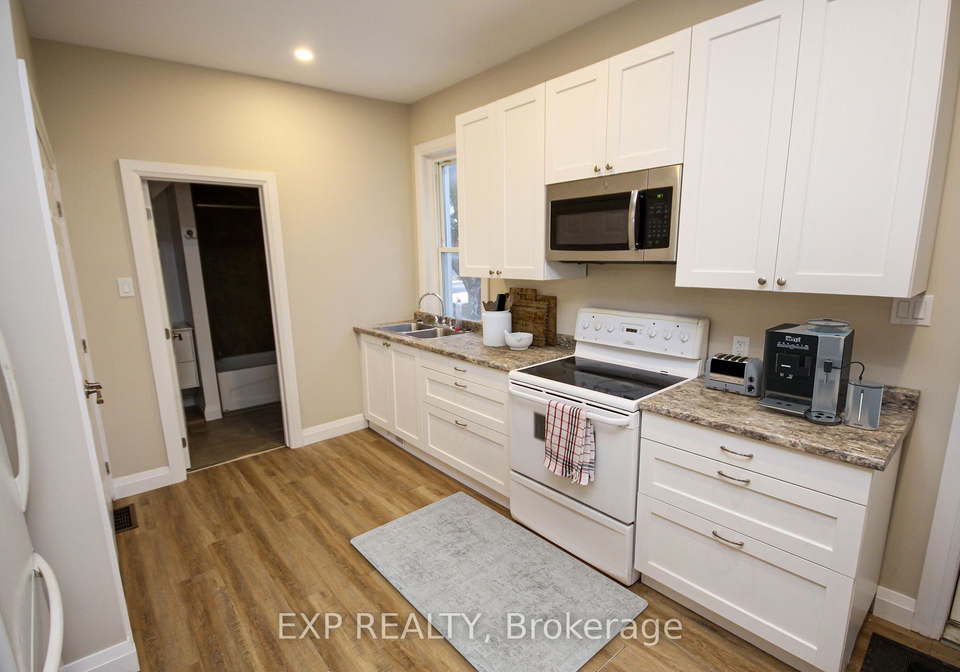 3-bergin-street-e-north-stormont-ontario-x12087638