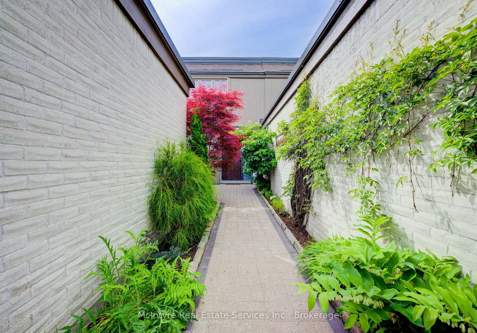 267-old-post-road-waterloo-ontario-x12087768