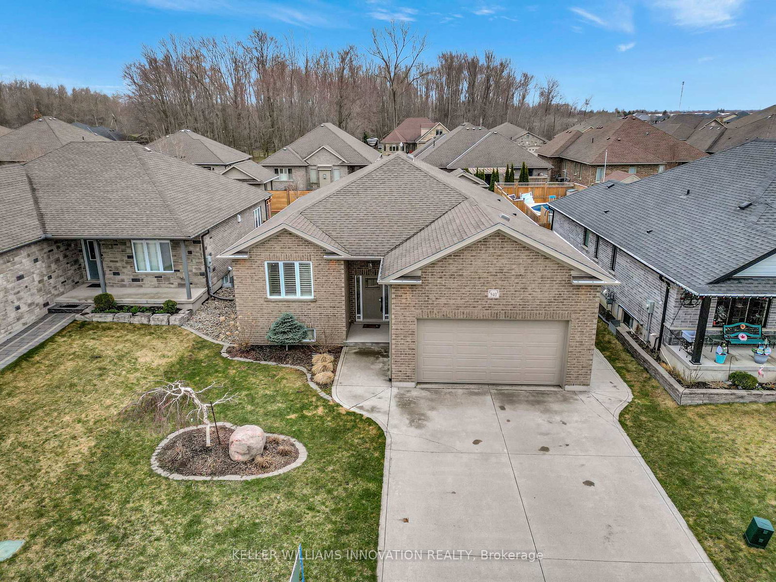 940-reserve-avenue-s-north-perth-ontario-x12088045