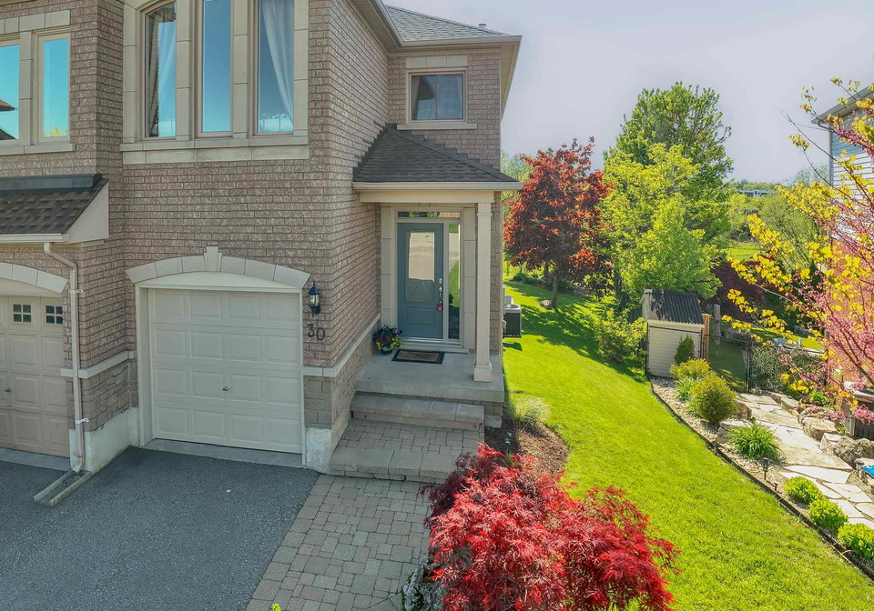 30-kildonan-crescent-hamilton-ontario-x12088425