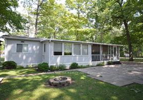 9910-northville-crescent-lambton-shores-ontario-x12088906