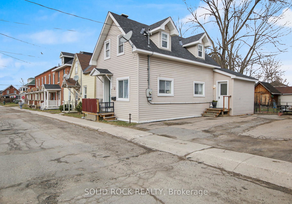 133-bonnechere-street-s-renfrew-ontario-x12089182