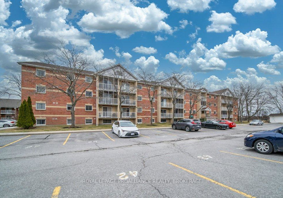 316-kingsdale-avenue-kingston-ontario-x12089185