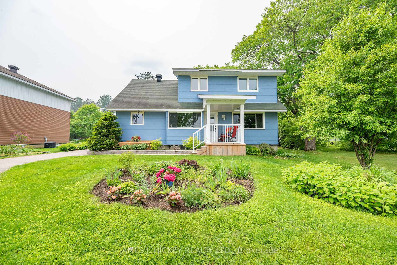 8-mountain-view-crescent-deep-river-ontario-x12089336