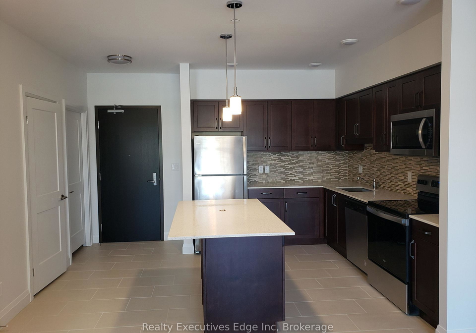 399-queen-street-s-kitchener-ontario-x12090251