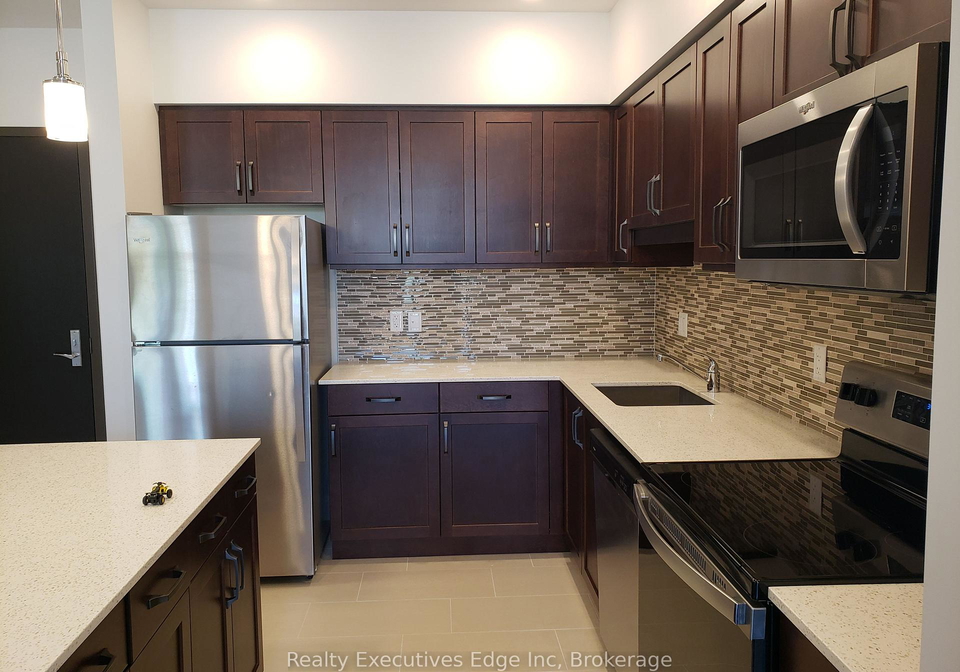 399-queen-street-s-kitchener-ontario-x12090251