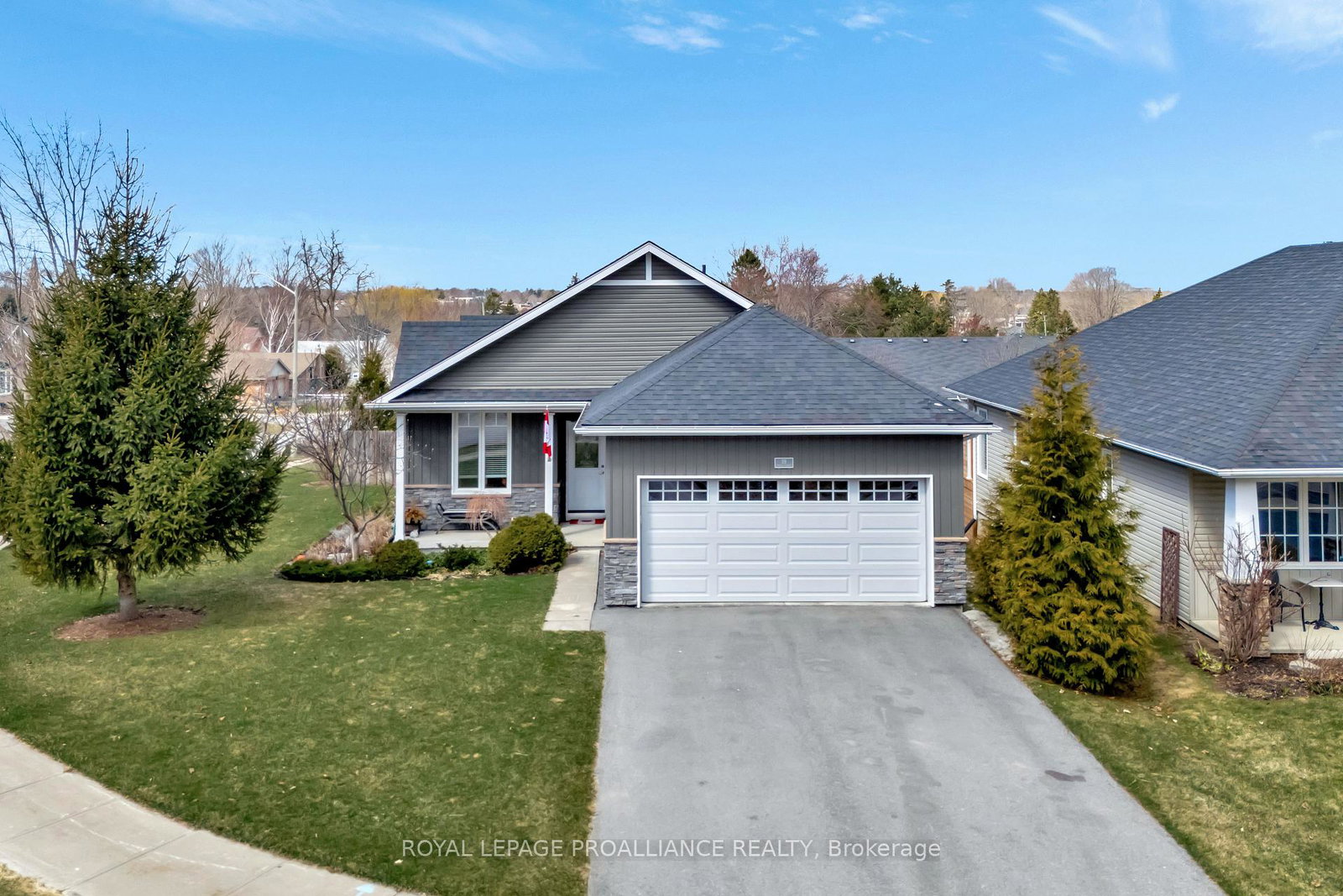 39-owen-street-prince-edward-county-ontario-x12090331