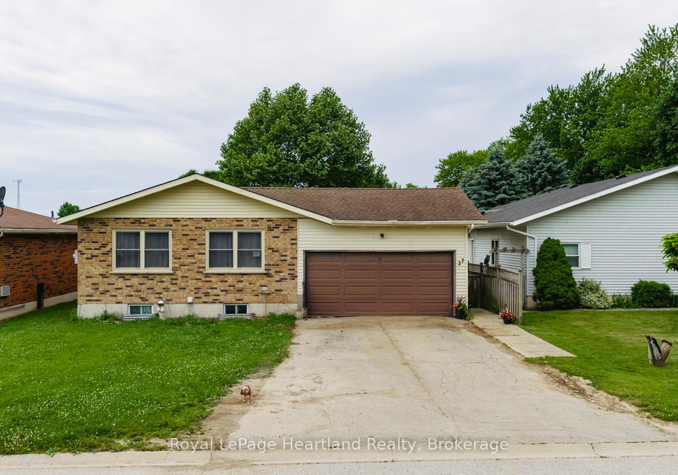 27-boulevard-huron-east-ontario-x12090407