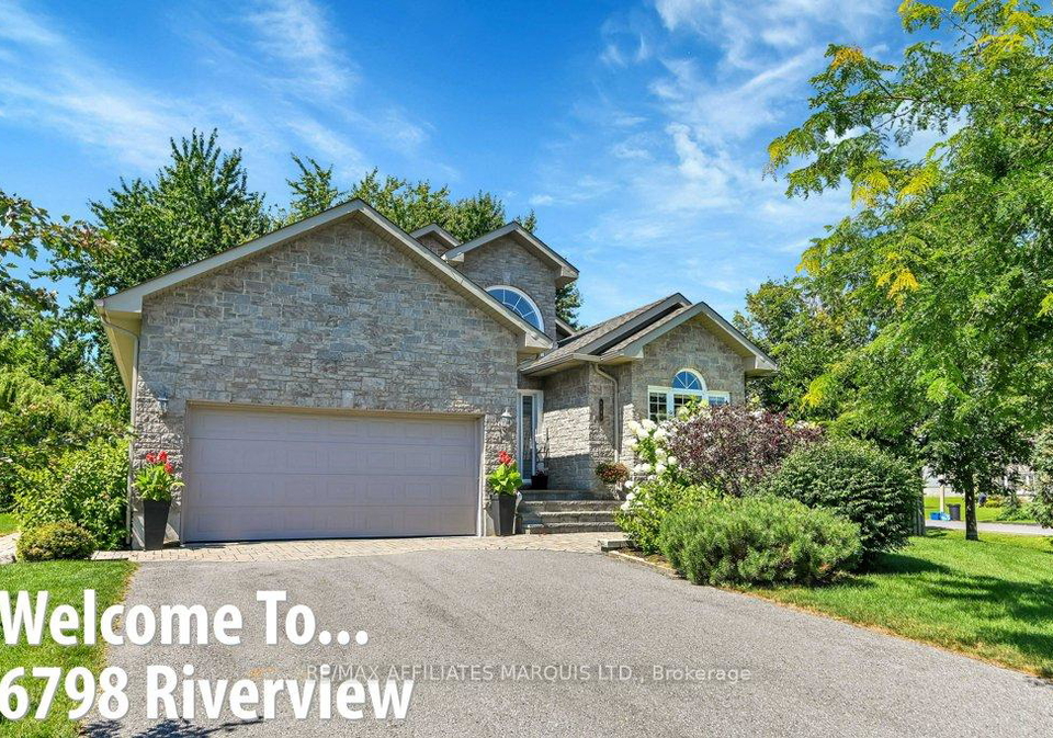 6798-riverview-drive-south-glengarry-ontario-x12090604