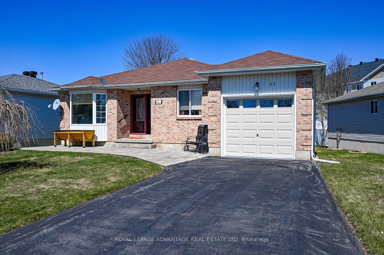 41-treelawn-boulevard-perth-ontario-x12090790