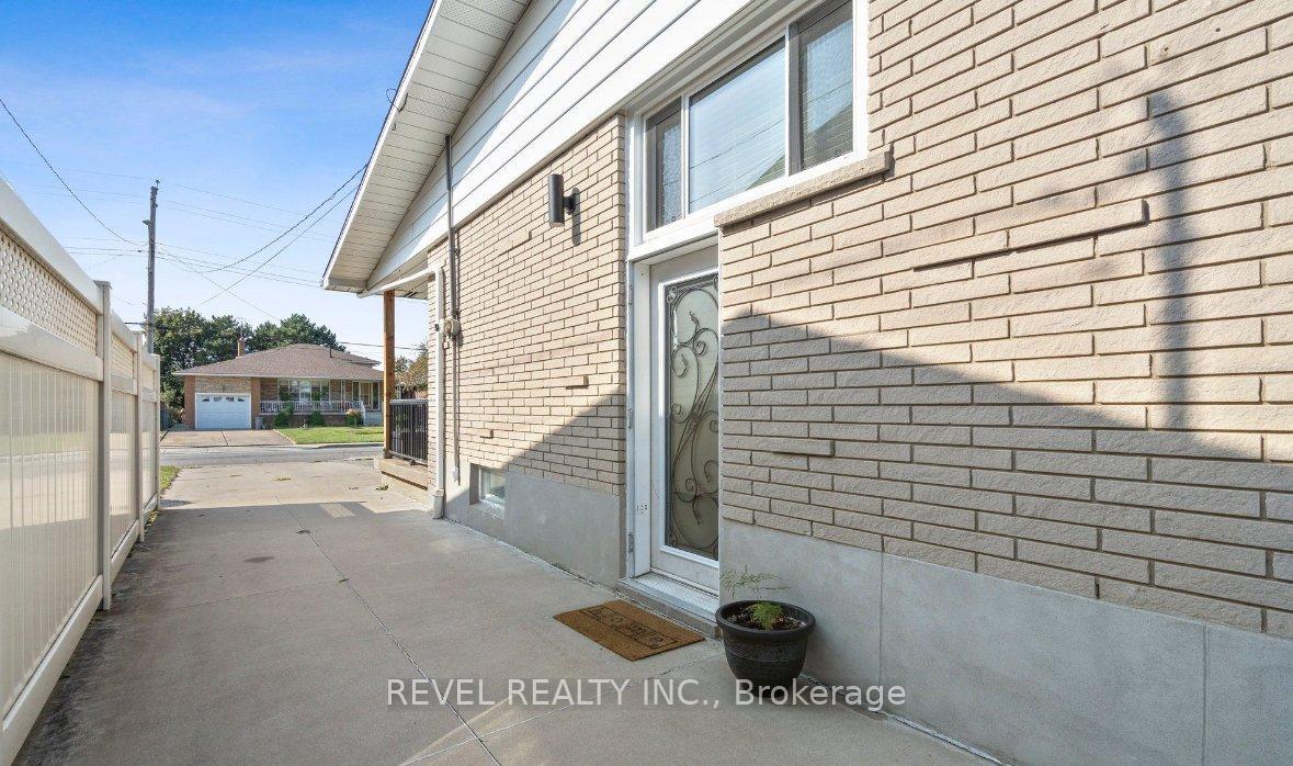 34-owen-place-hamilton-ontario-x12090827