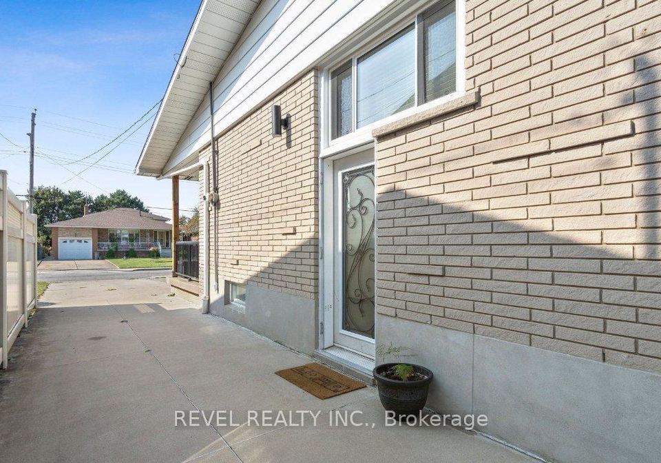 34-owen-place-hamilton-ontario-x12090827