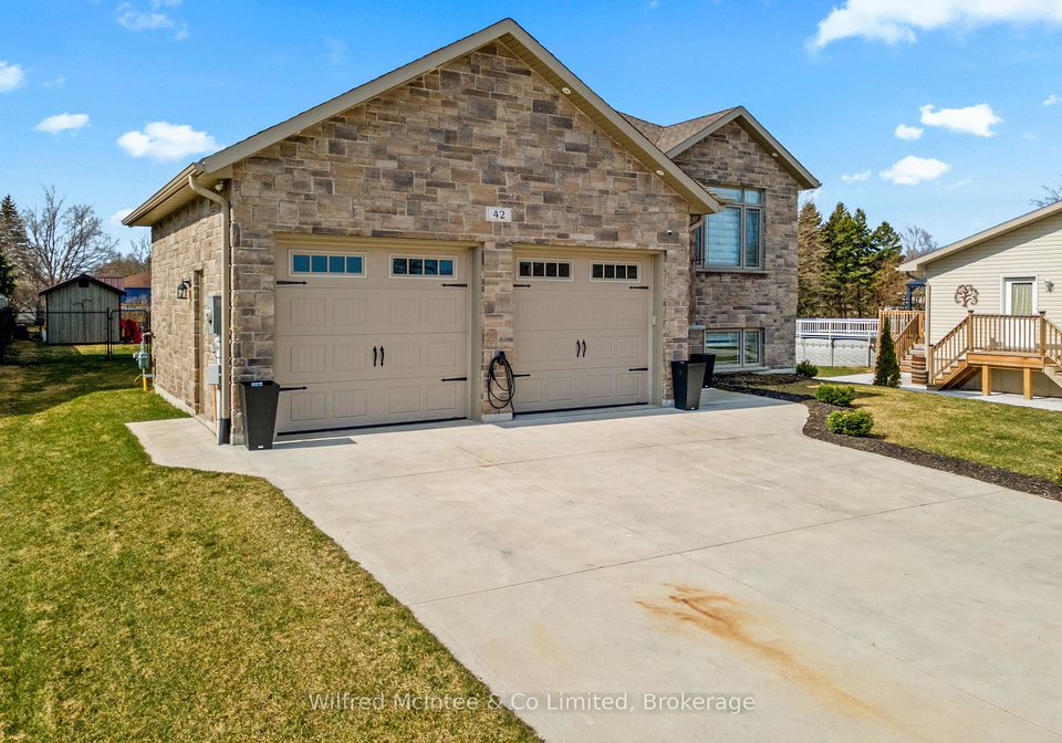 42-mill-street-kincardine-ontario-x12090853