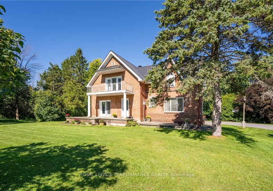 14787-neville-road-south-stormont-ontario-x12091152