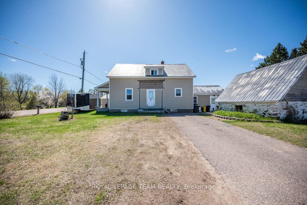 466-barron-canyon-road-petawawa-ontario-x12091665