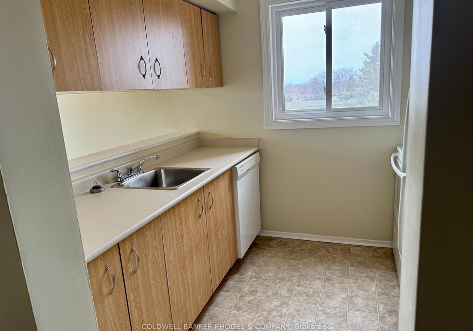 325-centrum-boulevard-ottawa-ontario-x12091770