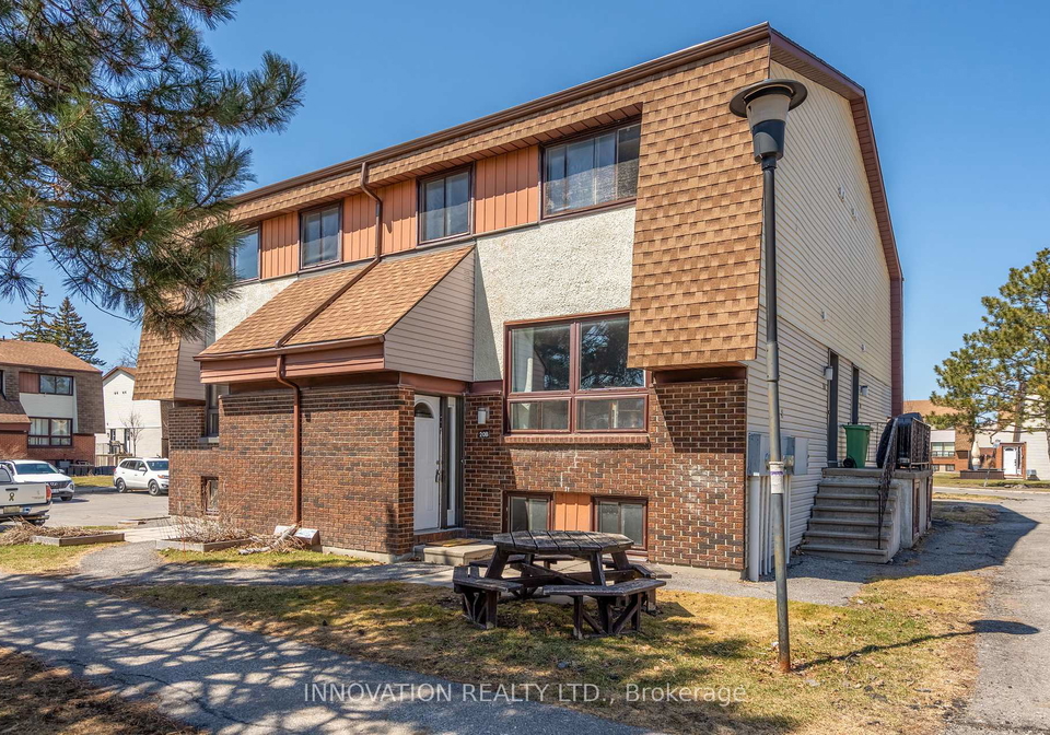 20-woodvale-green-ottawa-ontario-x12092117