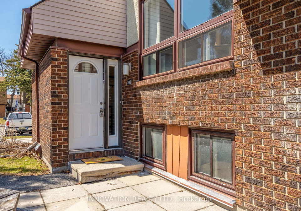 20-woodvale-green-ottawa-ontario-x12092117