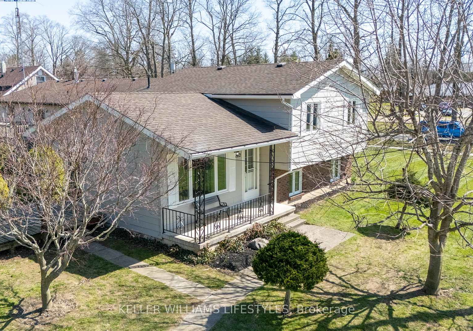 262-delaware-street-north-middlesex-ontario-x12093168