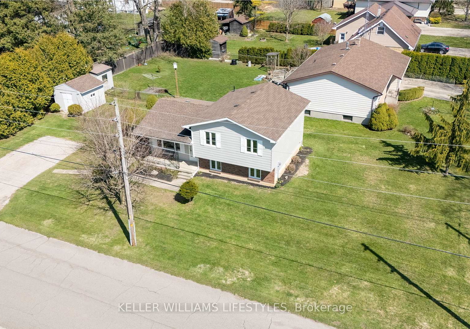 262-delaware-street-north-middlesex-ontario-x12093168