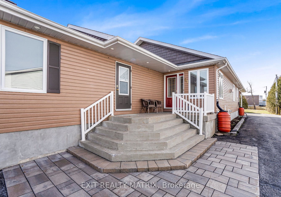 84-anik-street-north-glengarry-ontario-x12093292