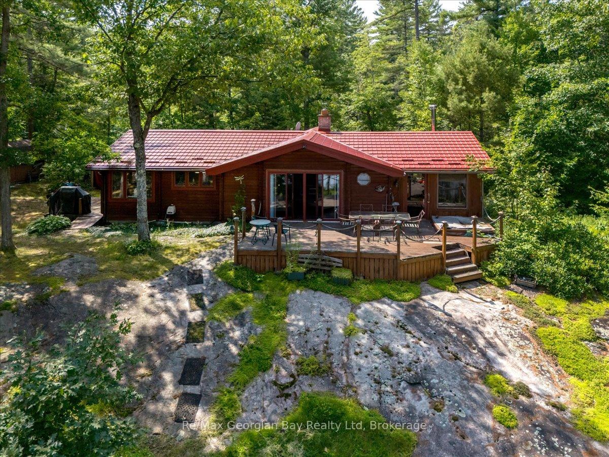 70547-severn-river-shore-muskoka-lakes-ontario-x12093880