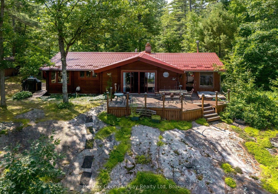 70547-severn-river-shore-muskoka-lakes-ontario-x12093880