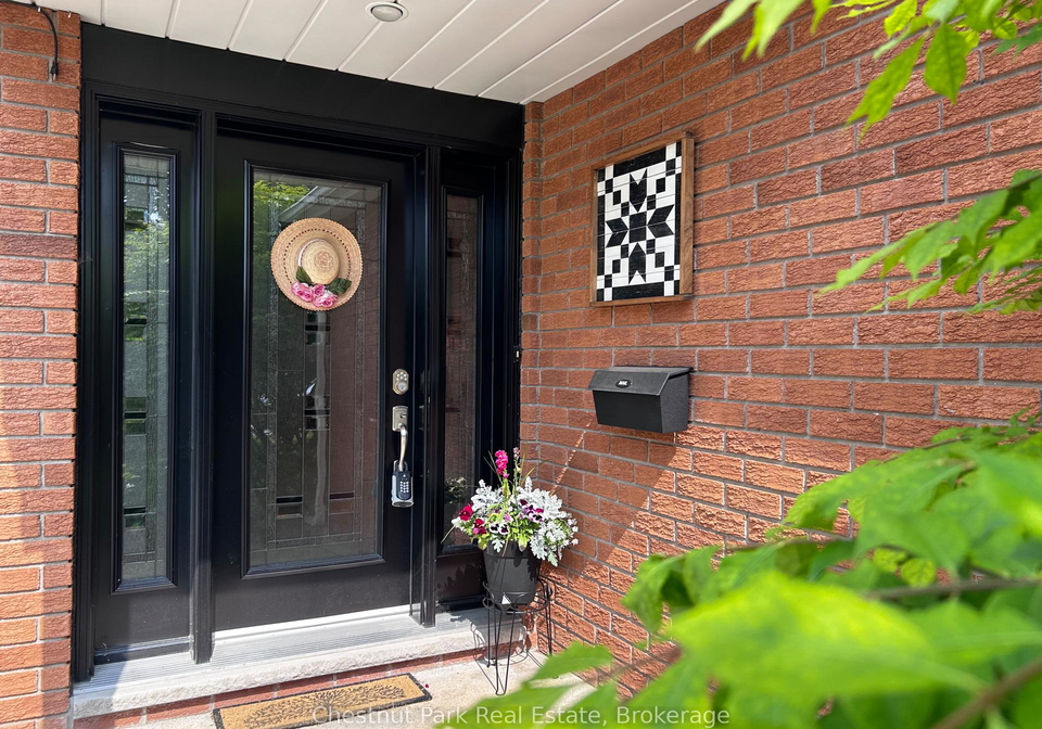 162-5th-avenue-e-owen-sound-ontario-x12095481