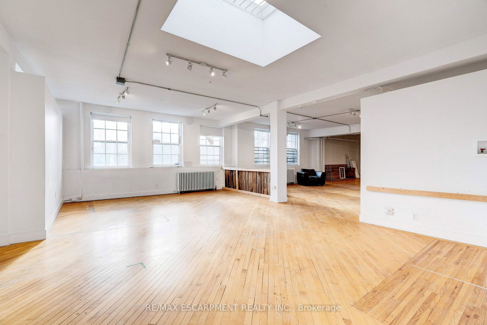 323327-king-street-e-hamilton-ontario-x12095797